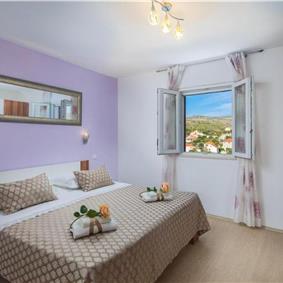 6 bedroom villa with pool in Milna, Brac Island sleeps 11